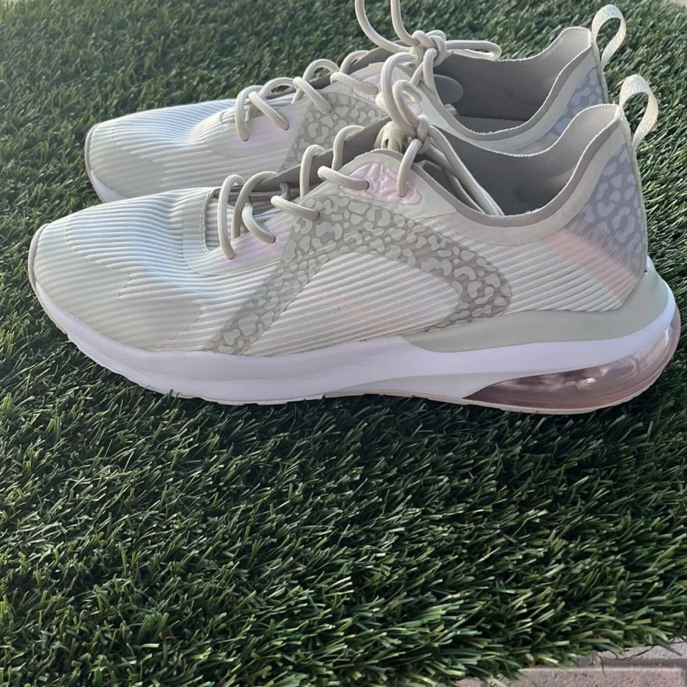 Fabletics shoes